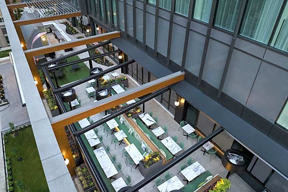 HONEYROSE Hotel, Montreal, a Tribute Portfolio Hotel