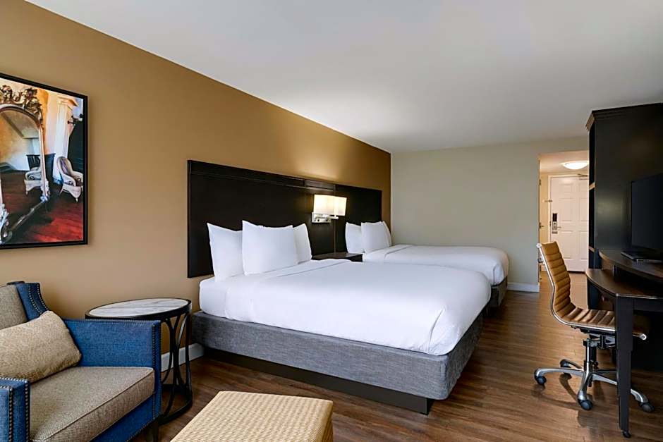Courtyard by Marriott Charleston Historic District