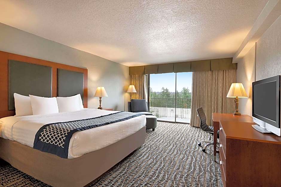 Baymont by Wyndham Bremerton WA