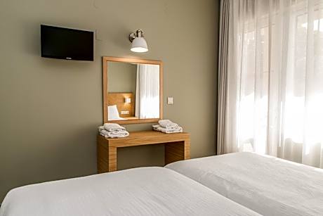 Deluxe Double Apartment with External Private Pool