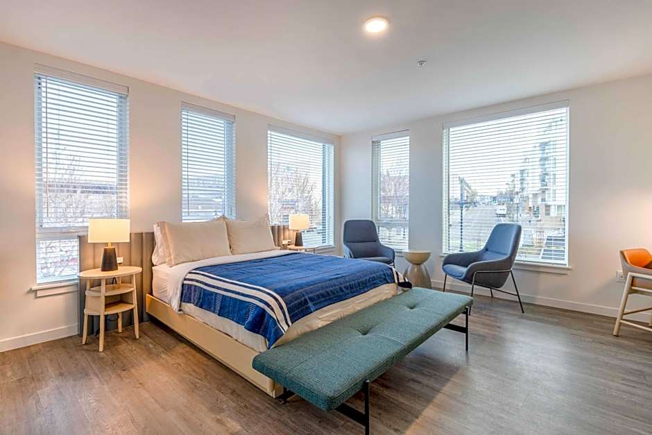 Marina Square Suites