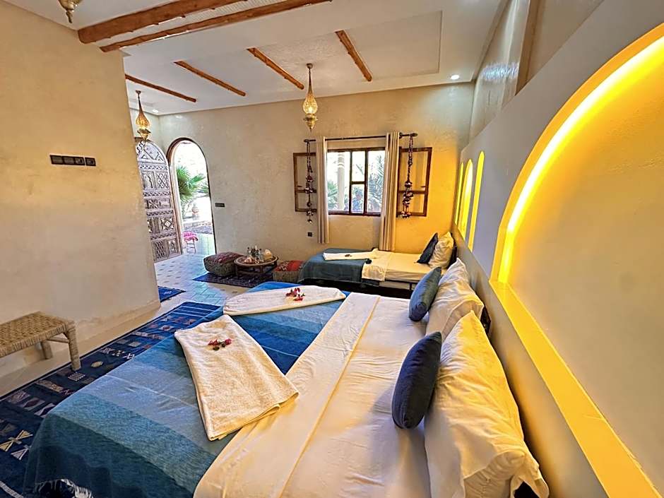 Oasis Tilogui-Luxury Hotel Restaurant and Desert Excursions In Zagora