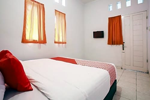 OYO 453 Rumah Idaman Bunda