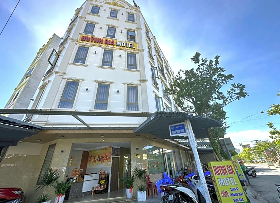OYO 1193 Huynh Gia Hotel