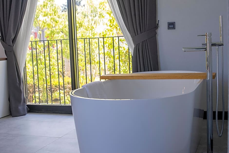 Primus Alacati Adult Only