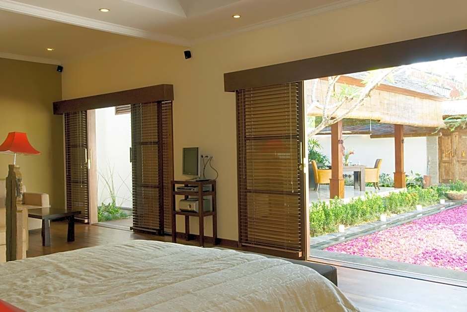 Ellora Villa