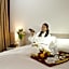 Sama Sama Express KLIA (Airside Transit Hotel)