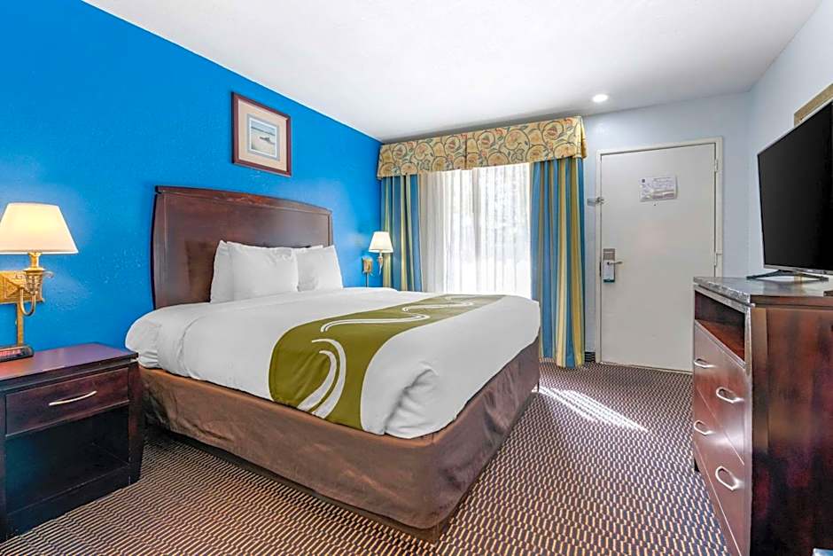 Quality Inn Sarasota North Near Lido Key Beach