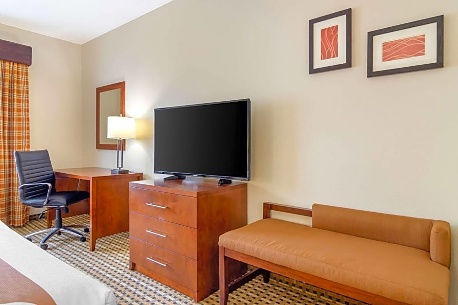 Quality Inn & Suites Decatur - Atlanta East