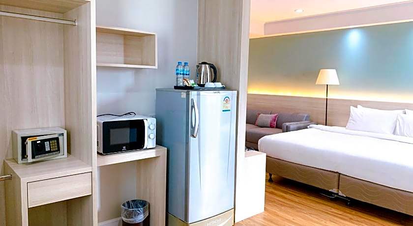 Miloft Sathorn Hotel