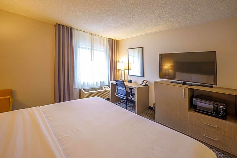 Wingate by Wyndham Brunswick GA / I-95