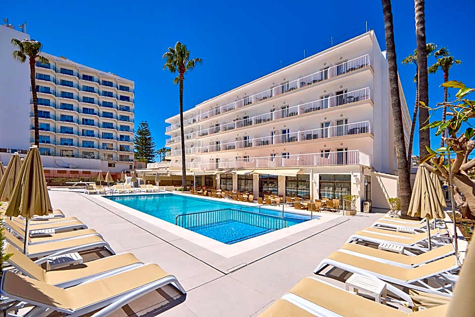 Universal Hotel Bikini