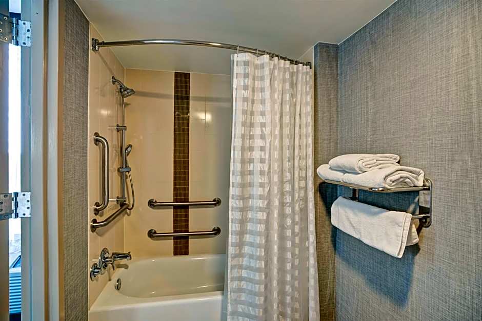 Hyatt Place Baltimore-BWI Airport