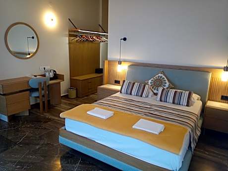 Superior Sea View Room (3 Adults + 1 Child)