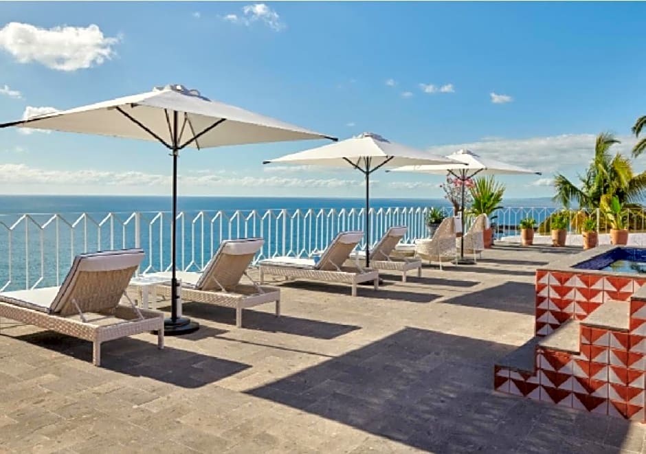 Hotel Luxury Patio Azul