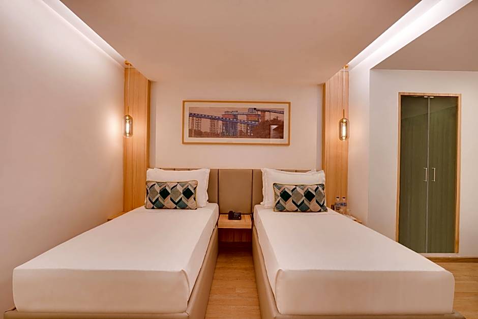 LEMON TREE HOTEL CENTRE POINT JAMSHEDPUR