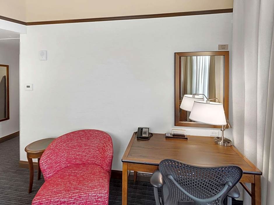 Hilton Garden Inn Milwaukee Downtown