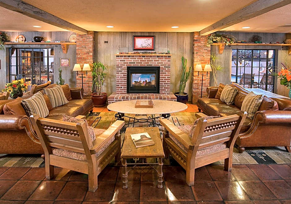 Inn of the Governors