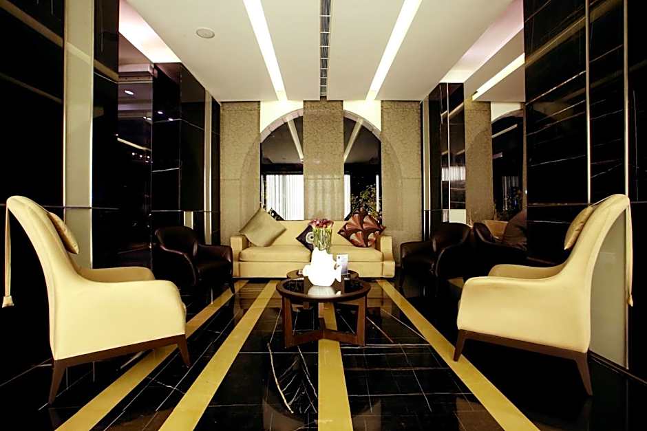 Lancaster Raouche Hotel