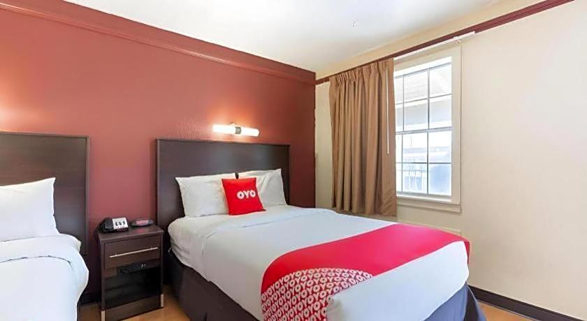 OYO Hotel Tulsa N Sheridan Rd & Airport