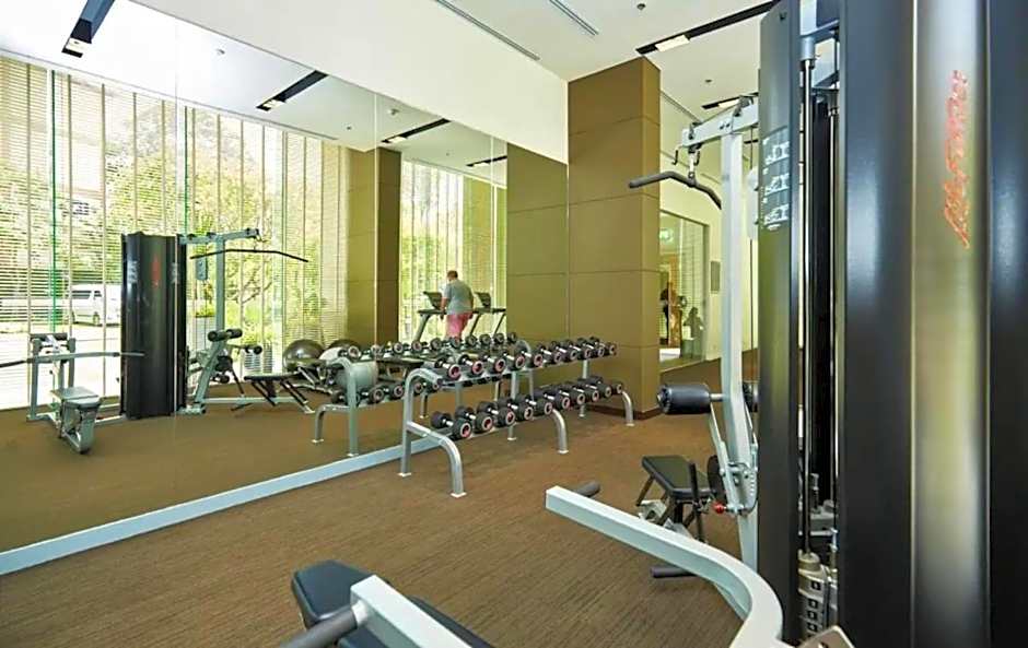 Sea View Spacious Condo At Pattaya