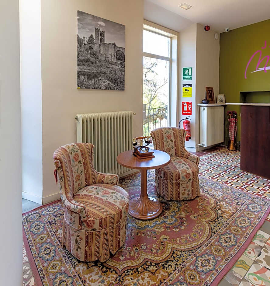 Els Jardins De La Martana