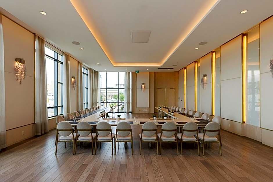 The Pearle Hotel & Spa, Autograph Collection