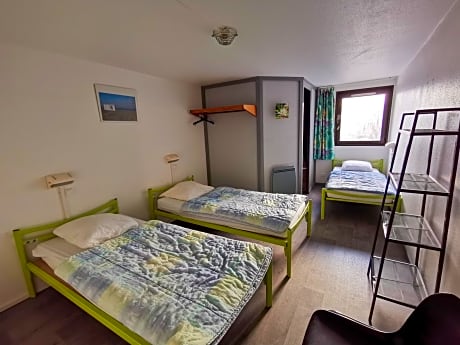 Triple Room with Bathroom