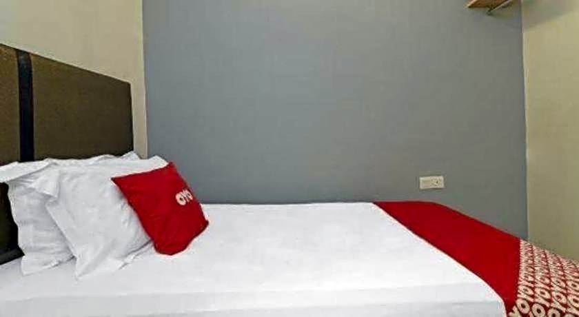 OYO 90553 Hotel 24 Seven