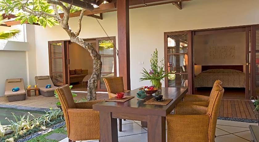 Ellora Villas
