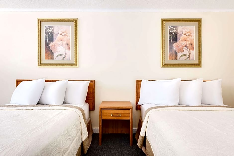 Knights Inn Cleveland/Macedonia