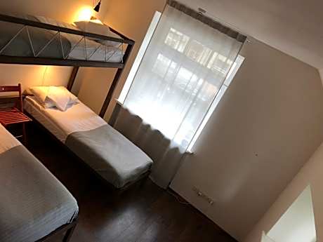 Bed in 4-Bed Mixed Dormitory Room