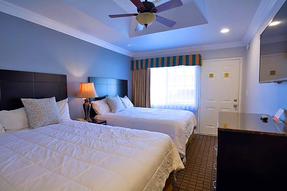 Photo 1 of 15 of 2 Double Beds, Nonsmoking