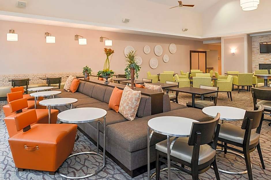 Homewood Suites By Hilton Fresno