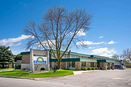 Days Inn by Wyndham Mason City