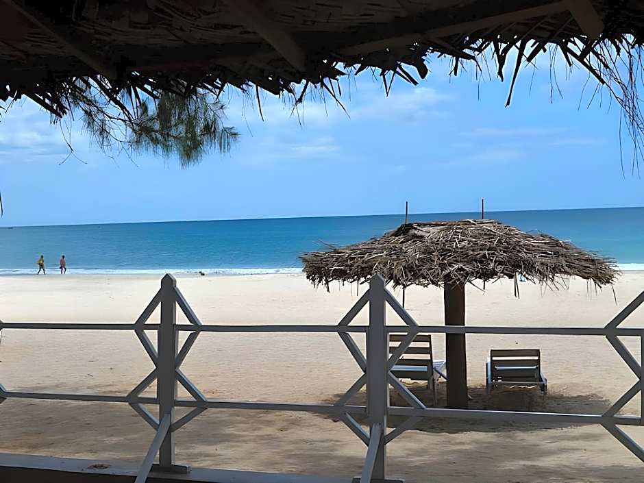 Silver Beach Hotel – Trincomalee, GA