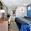 Golden Inn Dallas by Hotel O