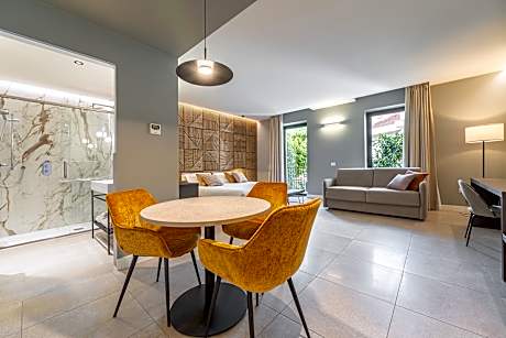 Karalin Sonnino Suites