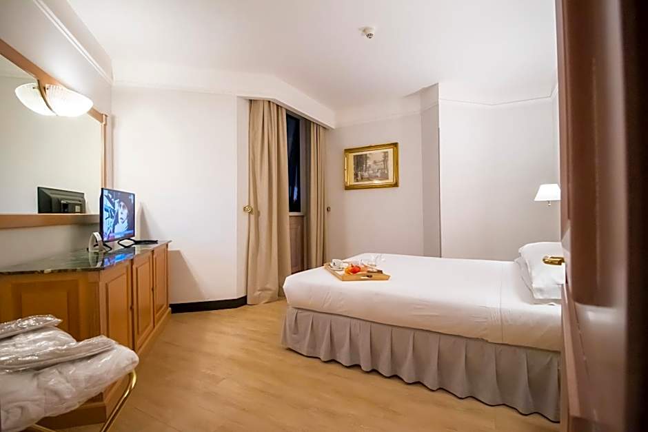 SHG Hotel De La Ville