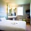 ibis Budget Courbevoie Paris La Defense