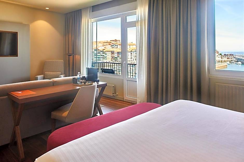 Hotel Silken Palacio Uribarren