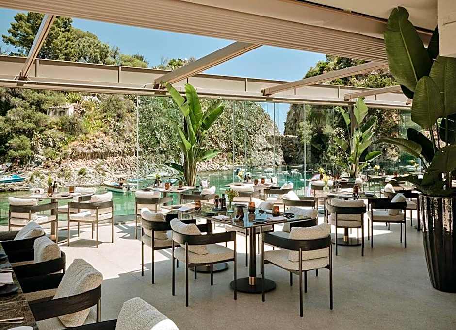 Atlantis Bay - The Leading Hotels of the World