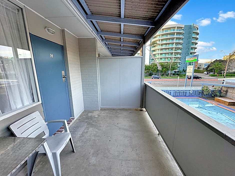 Golden Sands Motor Inn