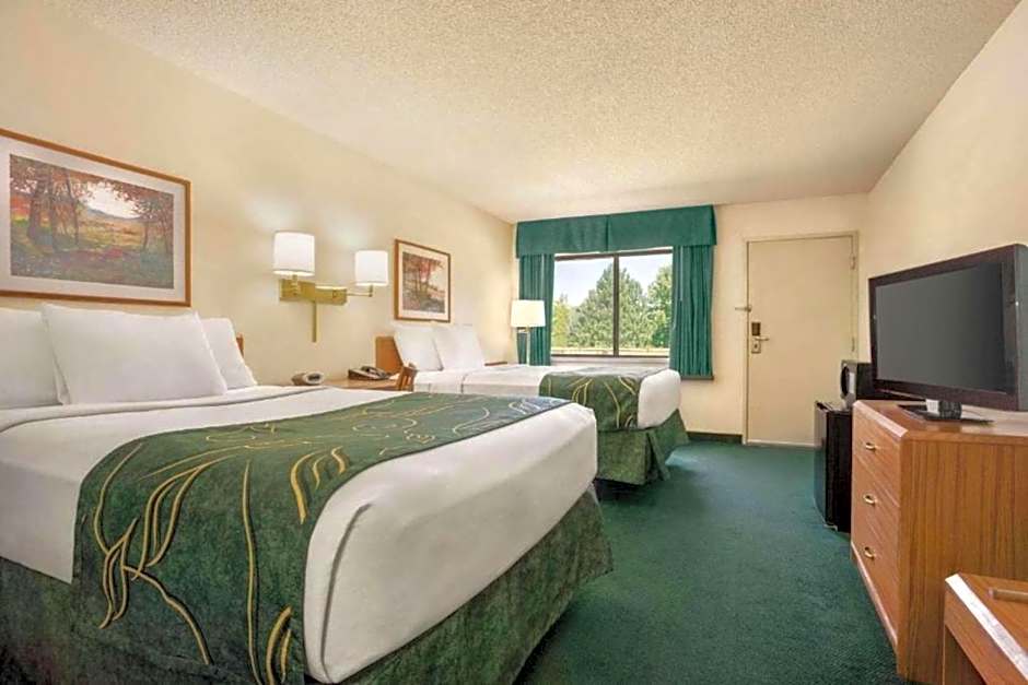 Travelodge by Wyndham Morrill