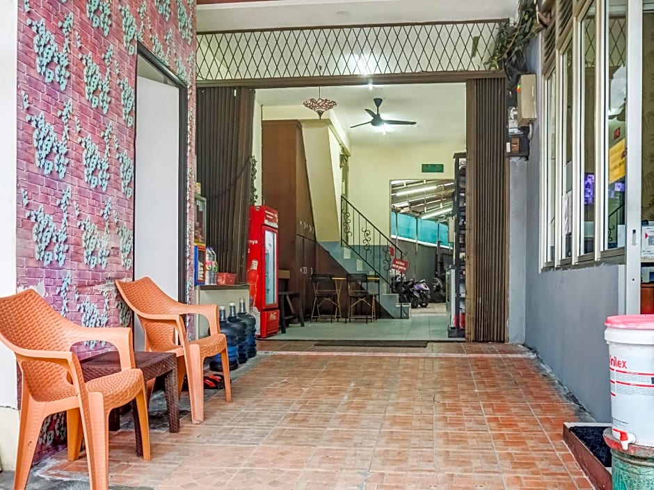 OYO 91145 G Residence