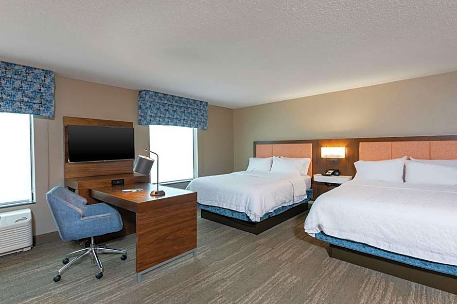 Hampton Inn By Hilton & Suites Marshalltown