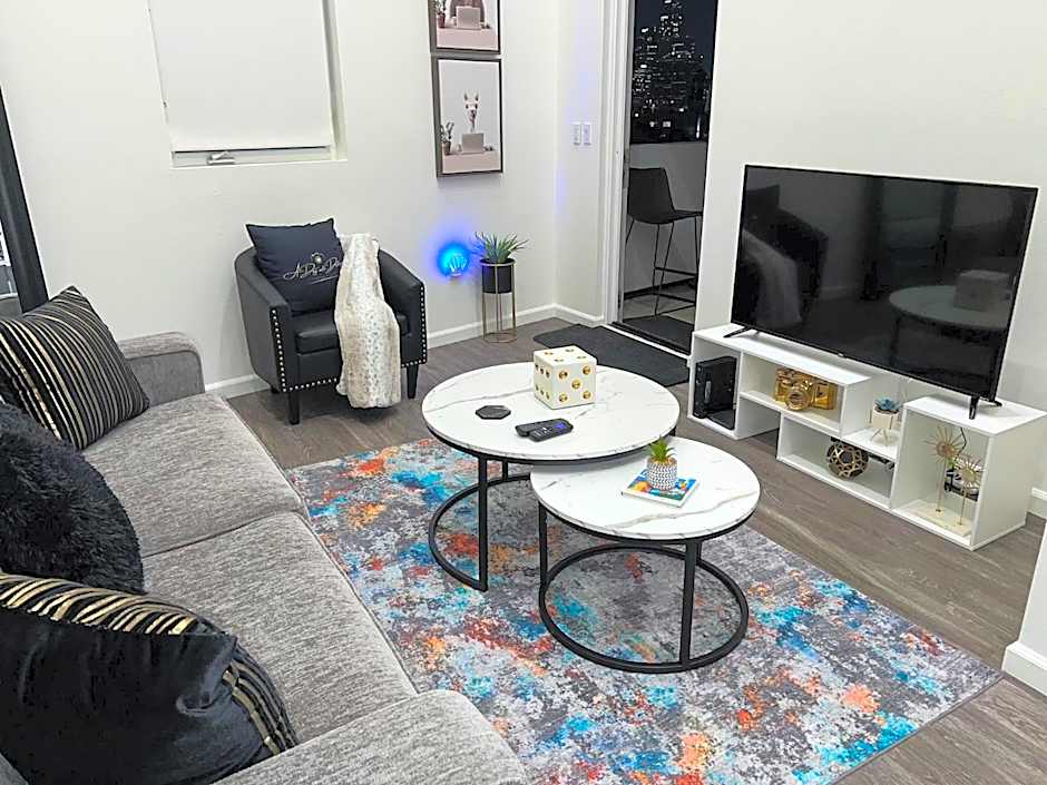 Downtown Los Angeles Skyline balcony view Modern Penthouse