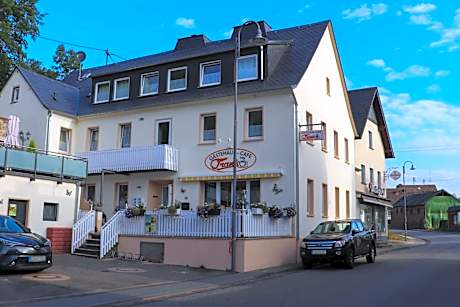 Gästehaus - Café Frank