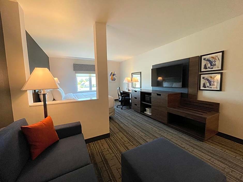 Comfort Inn & Suites