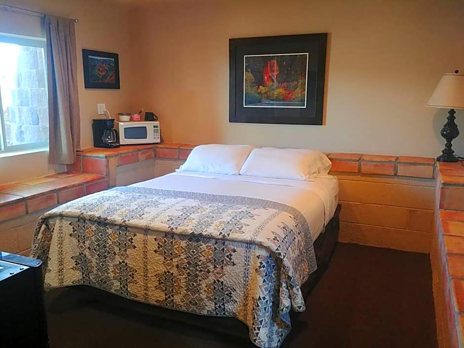 Lake Powell Motel & Apartments